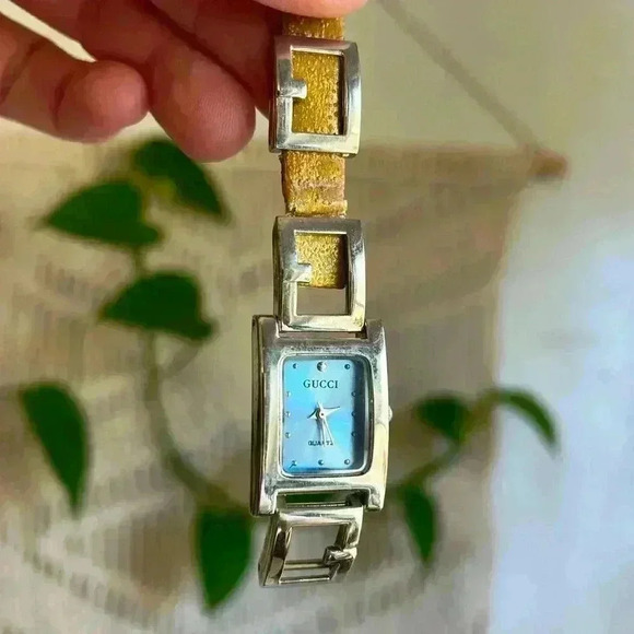 Vintage Gucci Women’s Watch - Square Silver Face with Broken Leather Strap As-Is - Picture 1 of 8